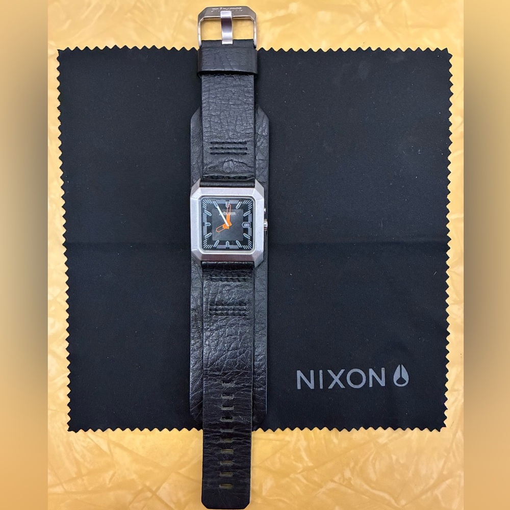 Nixon The Vector Men’s Watch